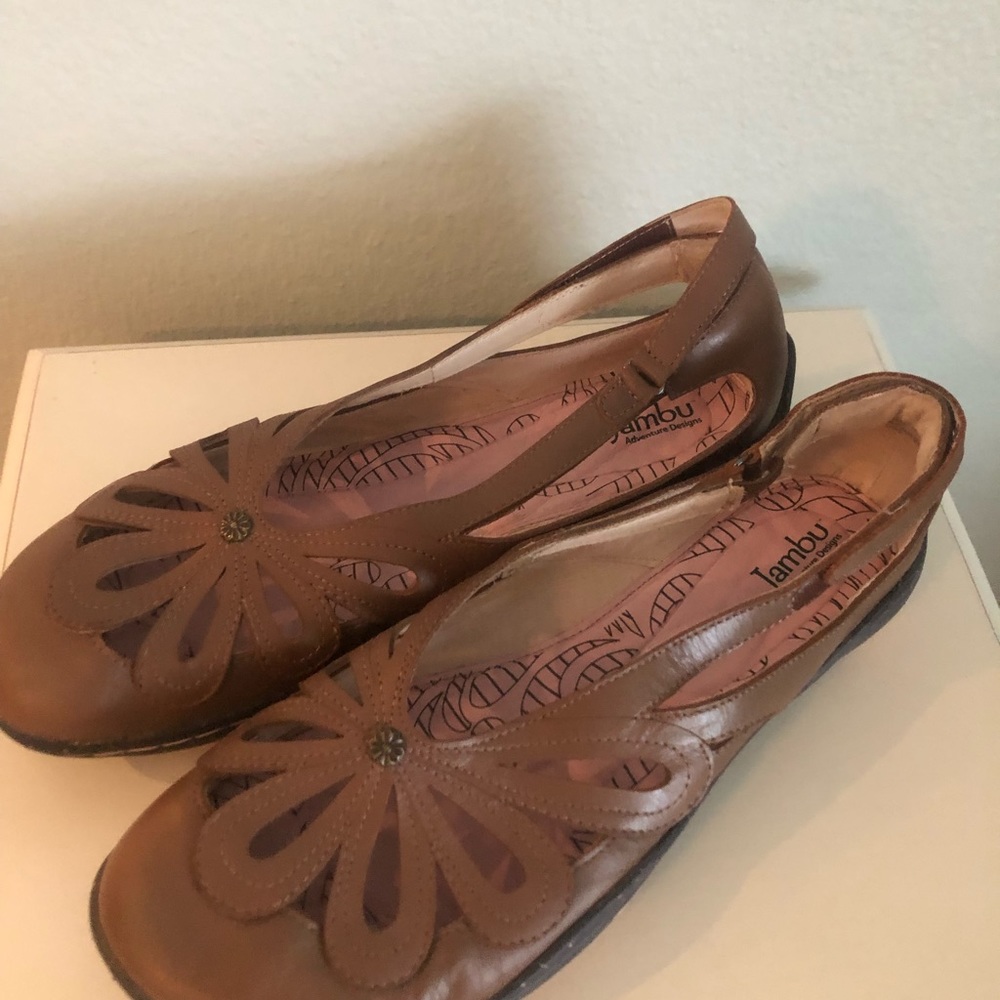 Jambu shoes